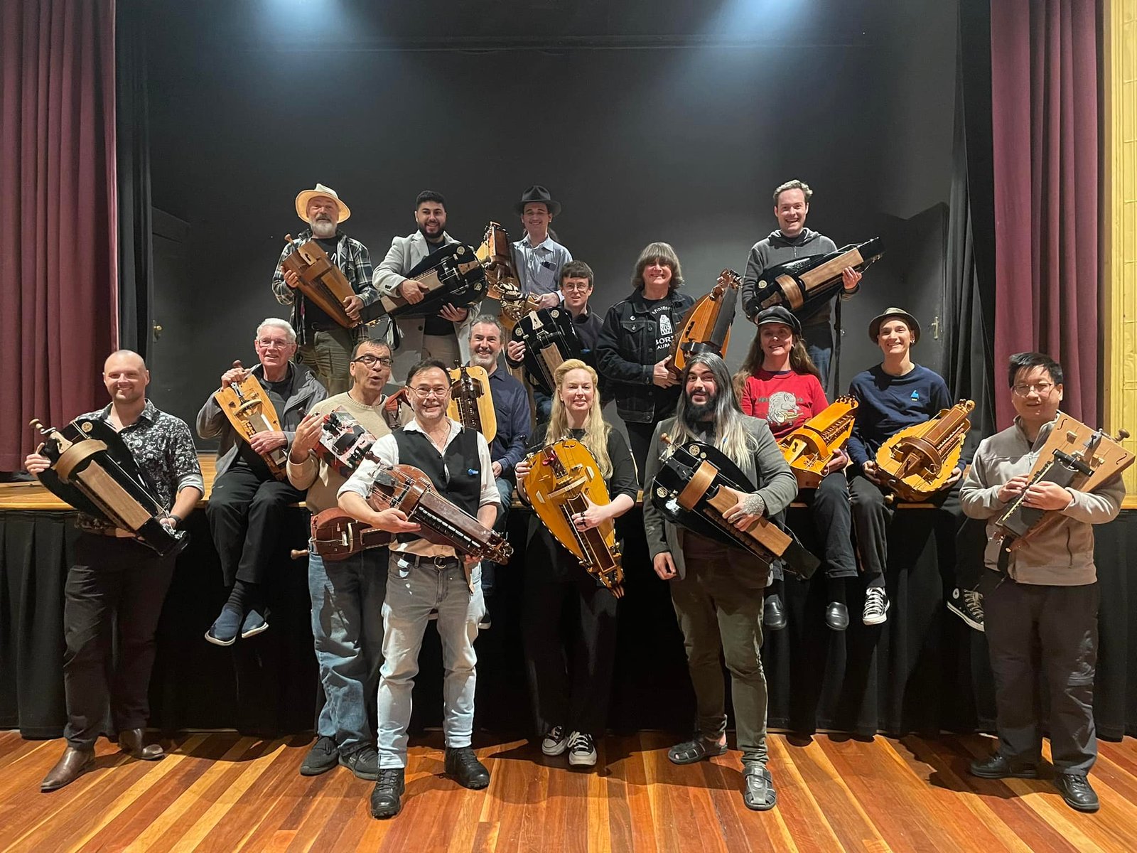 Sergio with his hurdy-gurdy workshop group in Australia